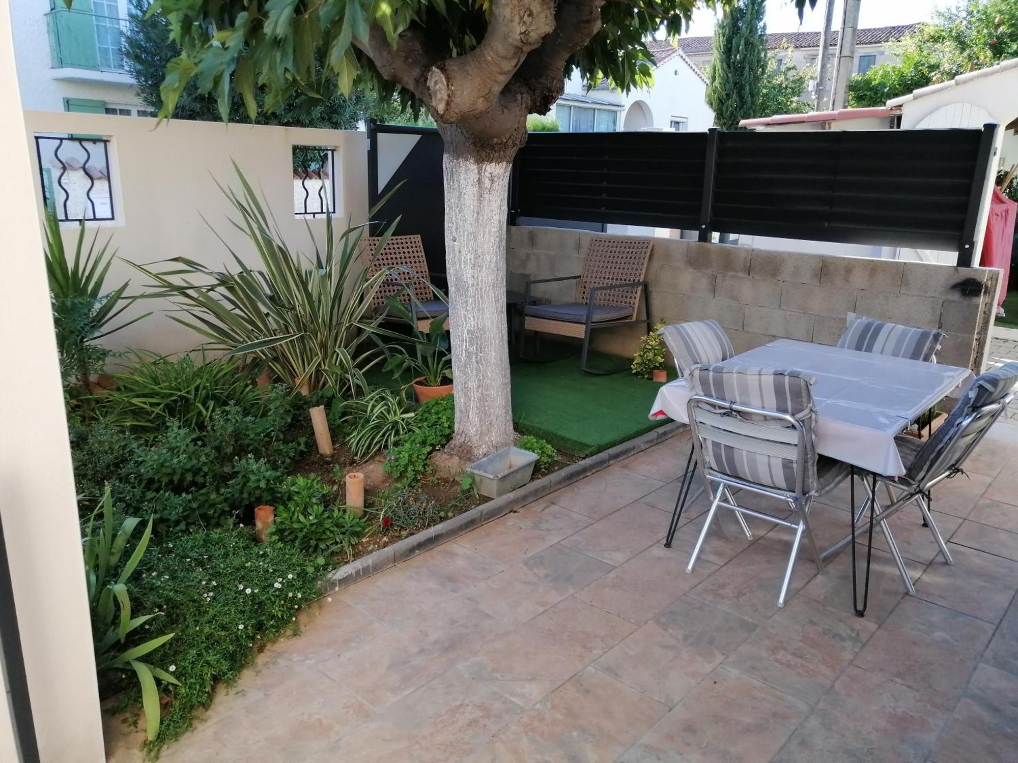 La Maison De 6Fran Appartement 1 Calme Et Spacieux Ambiance Familiale Valros Exterior foto